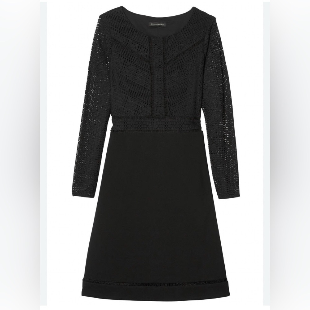 Banana Republic Black Lace Fit and Flare Dress LBD Size 2